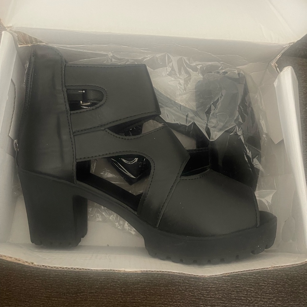 sandal Heels